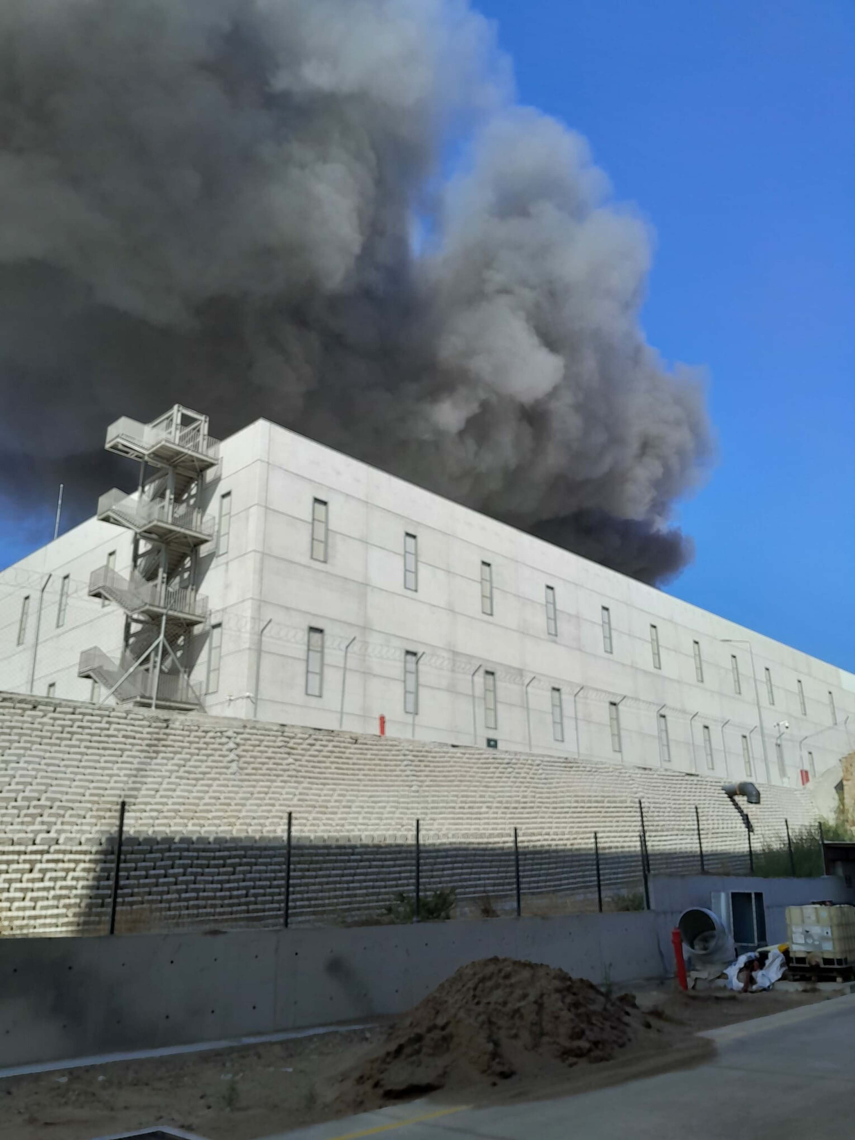 Kimyasal Madde Üreten Fabrikada Yangın Çıktı